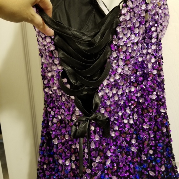 Prom Dress - Picture 2 of 6